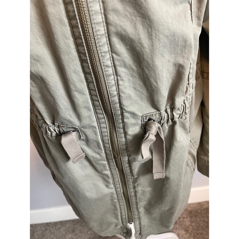 Gap Lightweight Jacket - image 4